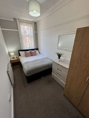 Photo 9- click for photo gallery